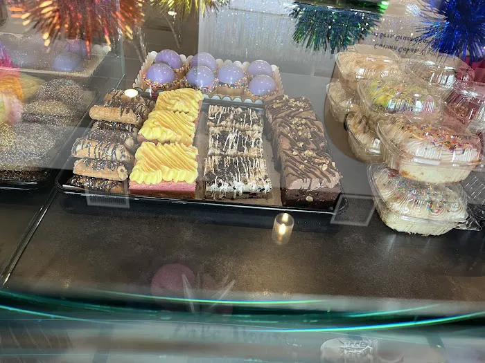 Cake House Design Picture 10