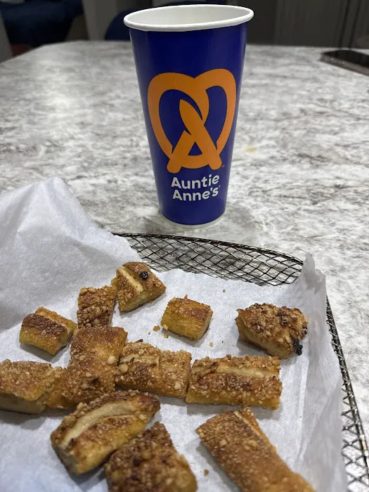 Auntie Anne's Picture 2