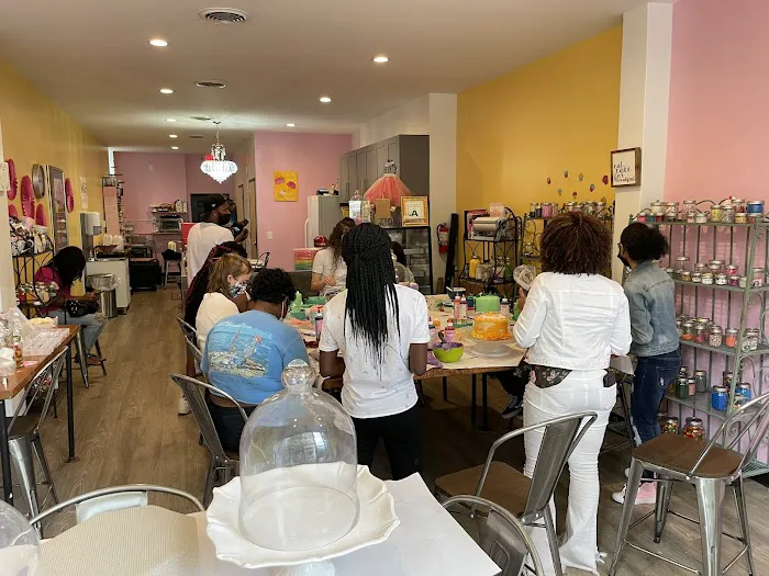 Cake Fusion – Decorated Cupcake & Cake Party Picture 8