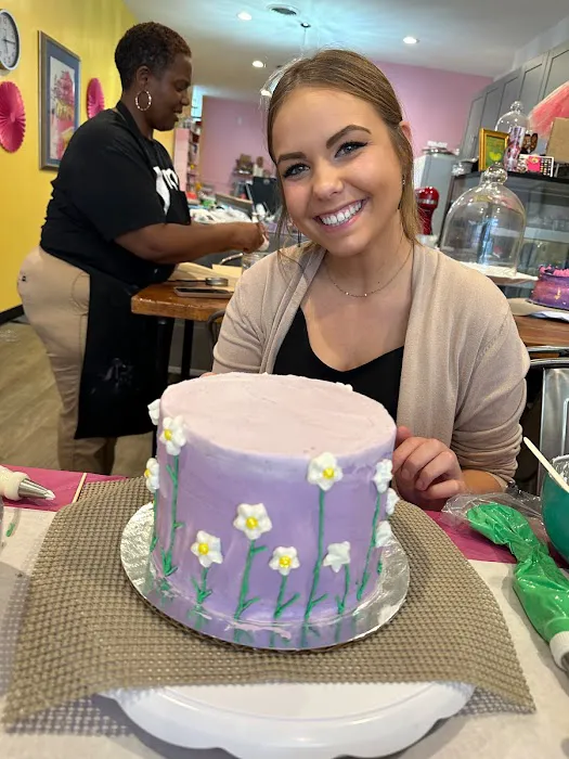 Cake Fusion – Decorated Cupcake & Cake Party Picture 7