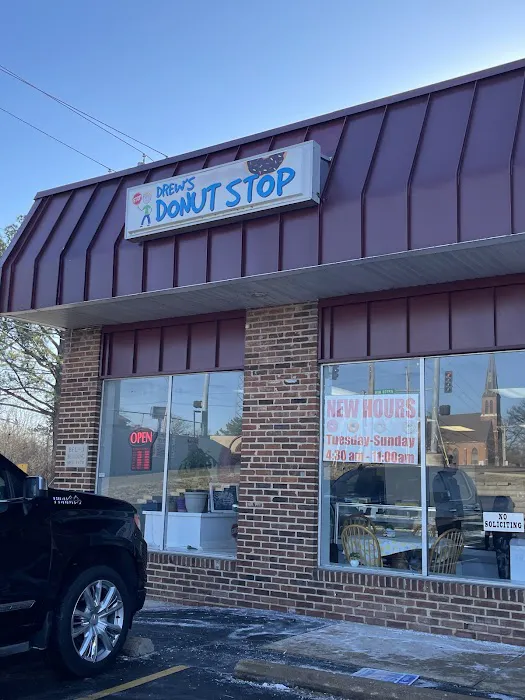 DREW'S DONUT STOP Picture 1