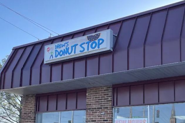 DREW'S DONUT STOP