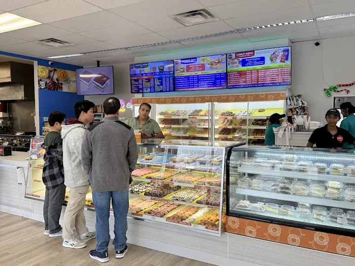 Tony’s Donuts & Cafe Picture 5