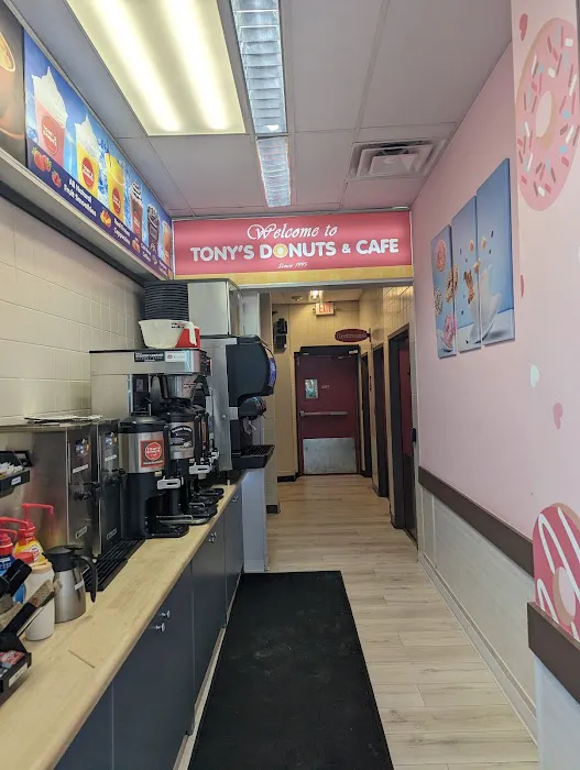 Tony’s Donuts & Cafe Picture 4
