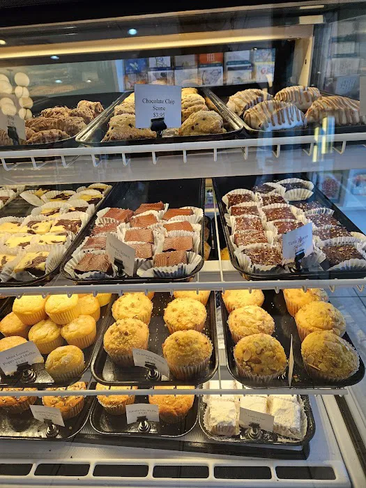 La Bonne Bouchée Patisserie & Cafe Picture 1