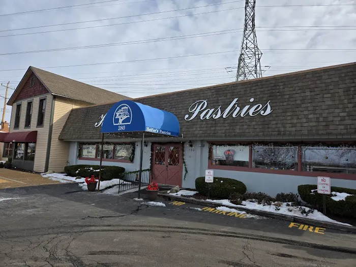 Helfer's Pastries Picture 9