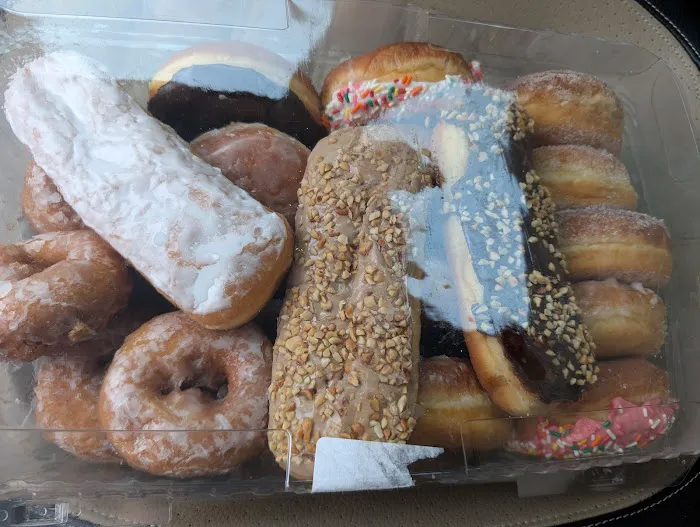 Kelly's Donuts Picture 8