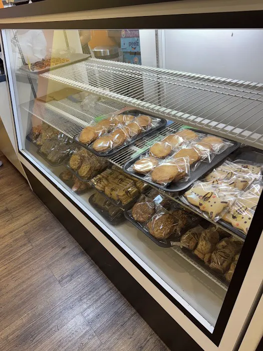 Kim's Bakery Picture 3