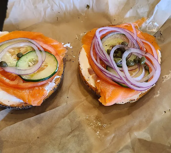 Lefty's Bagels Picture 8