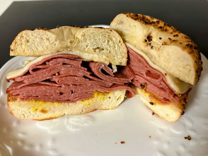 Lefty's Bagels Picture 9