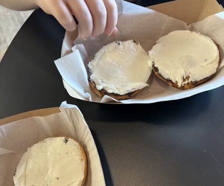 Lefty's Bagels