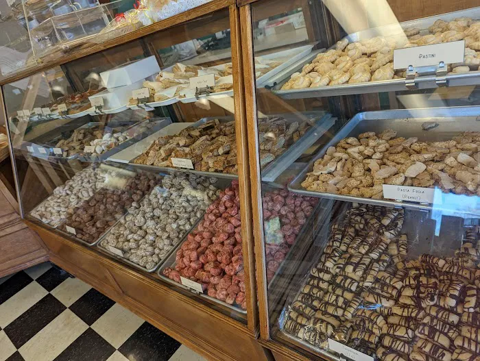Rosciglione Bakery Picture 9