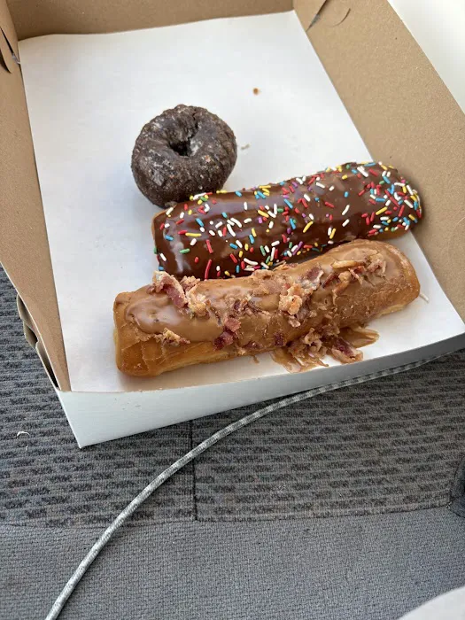 Old Town Donut Shop Picture 6