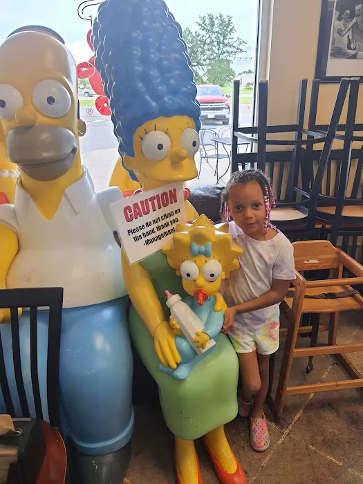 Old Town Donut Shop Picture 10