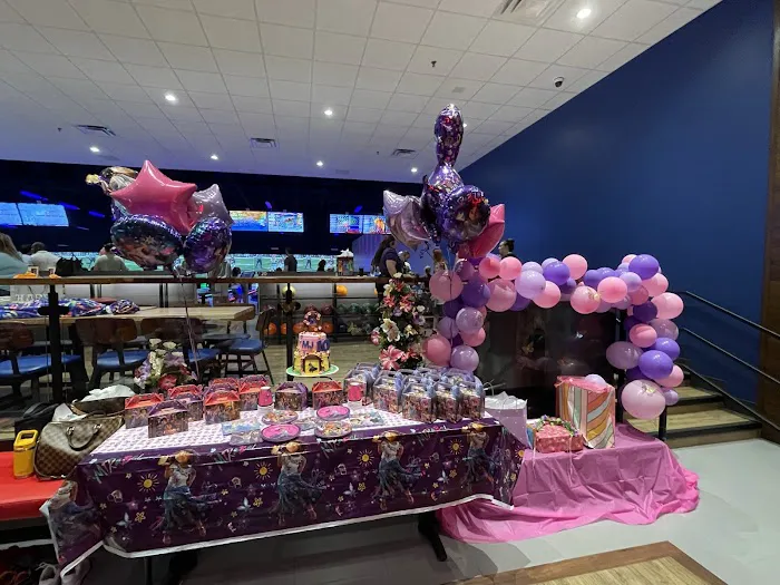 Sweet Spot Cake Shoppe Picture 1