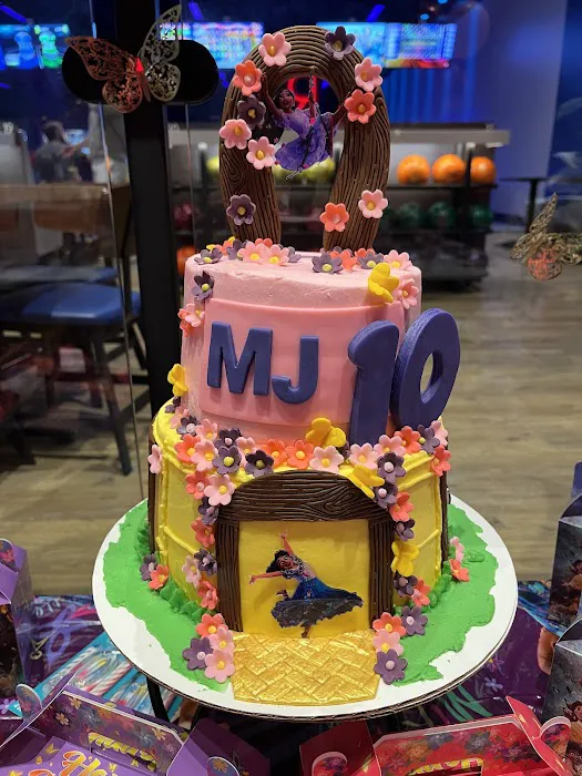 Sweet Spot Cake Shoppe Picture 2