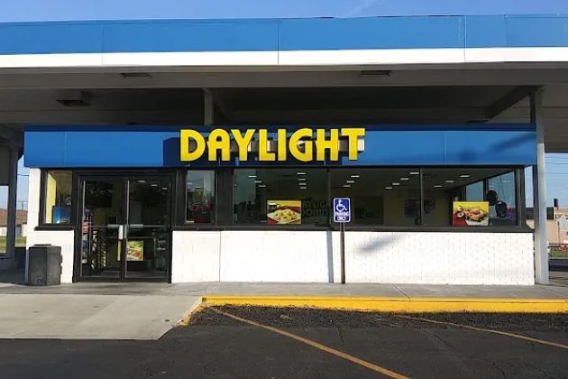 Daylight Donuts