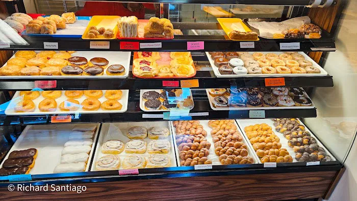 East Town Donuts Picture 3