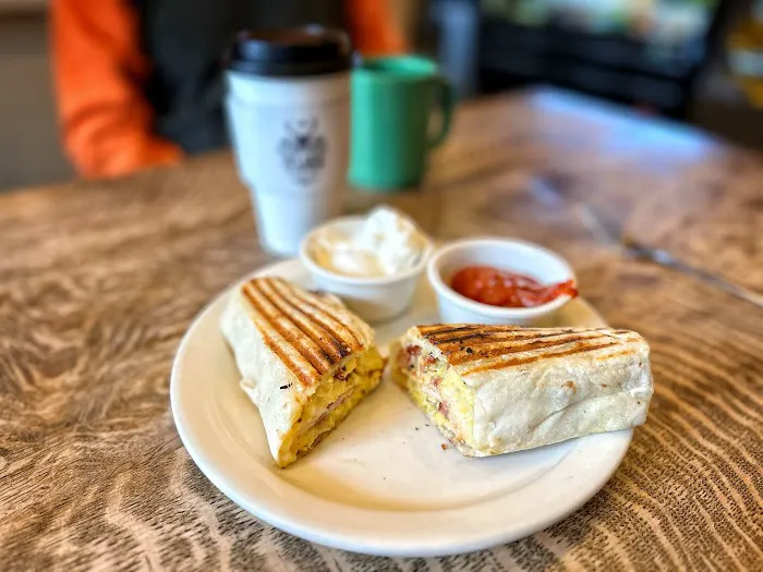 222 Artisan Bakery Picture 5