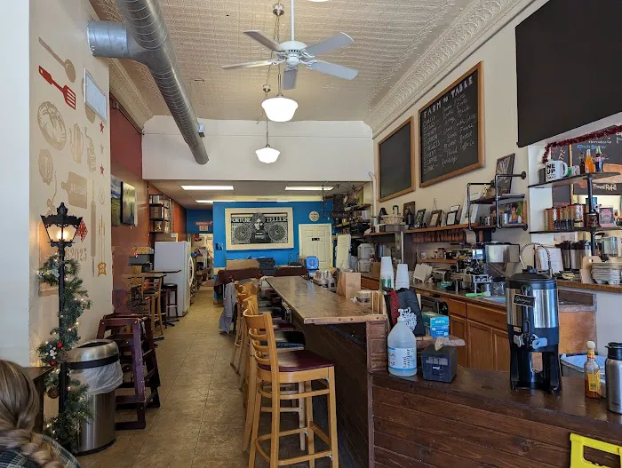 222 Artisan Bakery Picture 2