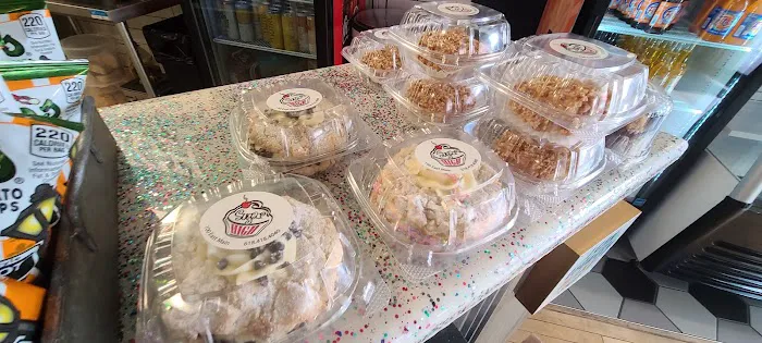 Sugar High Bakery & Cafe Picture 6