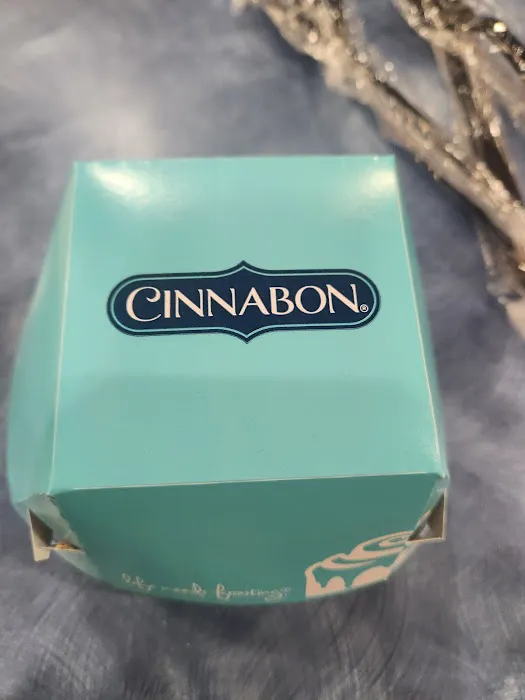 Cinnabon Picture 3