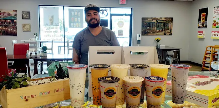Yummy Donut Palace (boba tea, smoothie, coffee) Picture 7