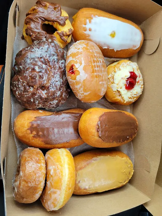 Wood River Donut N More Picture 7