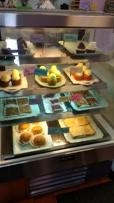 Dear Diva Desserts Bake Shop Picture 7