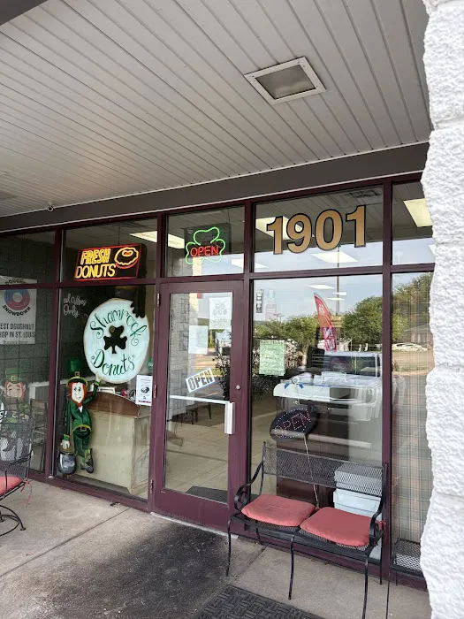Shamrock Donuts Picture 7