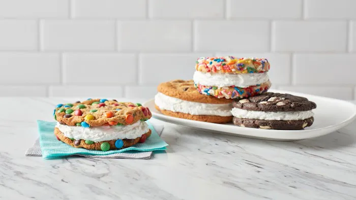 Great American Cookies Picture 4