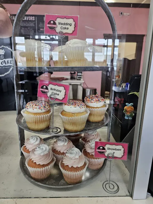 Smallcakes Cupcakery and Creamery Picture 1