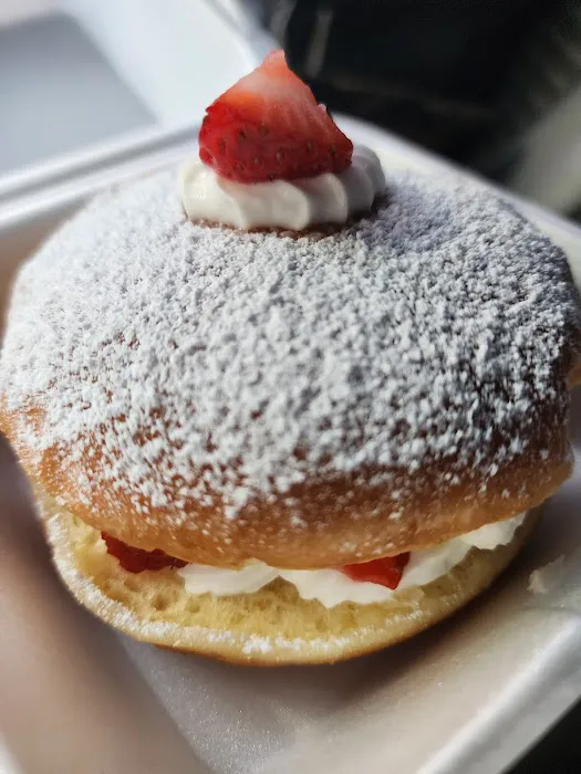 Fantasy Donuts D’iberville Picture 5