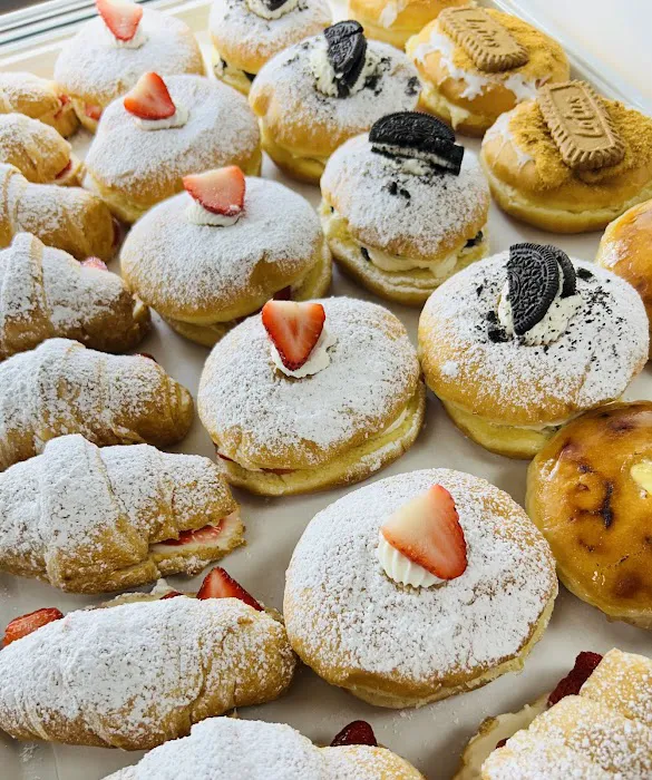 Fantasy Donuts D’iberville Picture 4