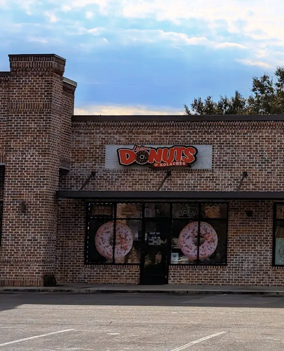 Licious Donuts and Kolaches Picture 10