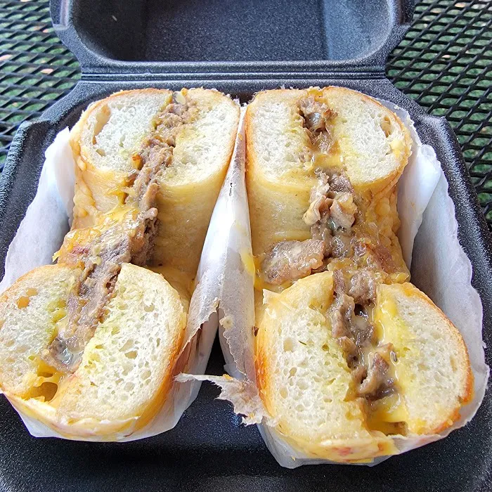 Lil' Market Deli & Bagelry Picture 10