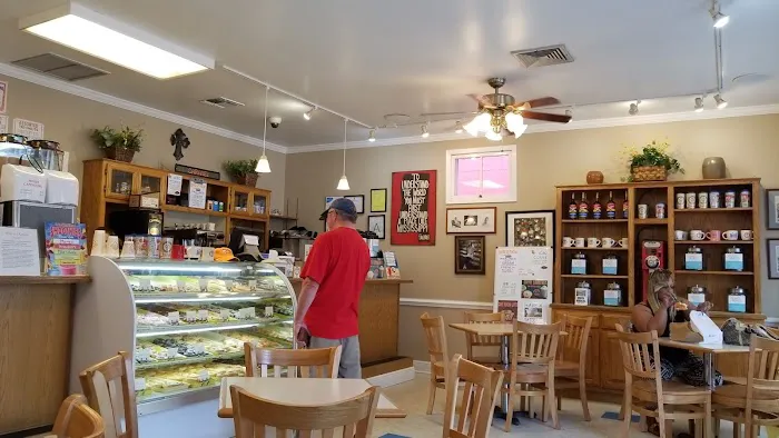 Tato-Nut Donut Shop Picture 2