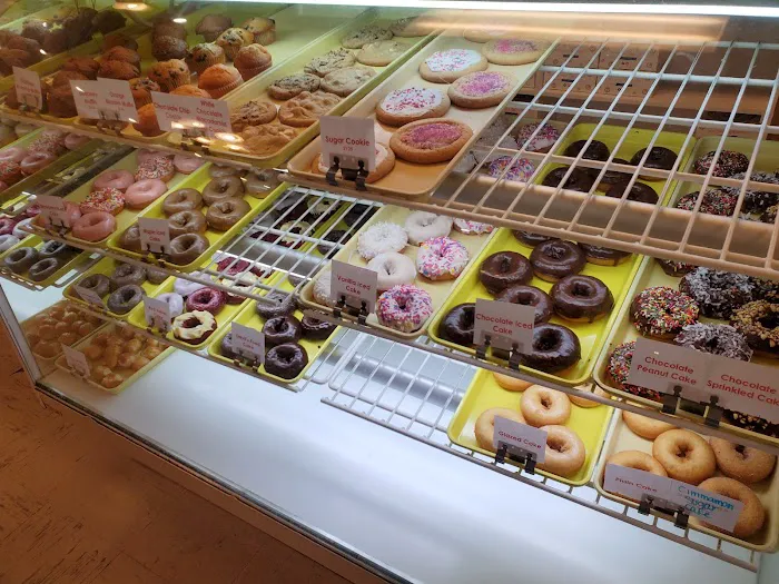 Tato-Nut Donut Shop Picture 9
