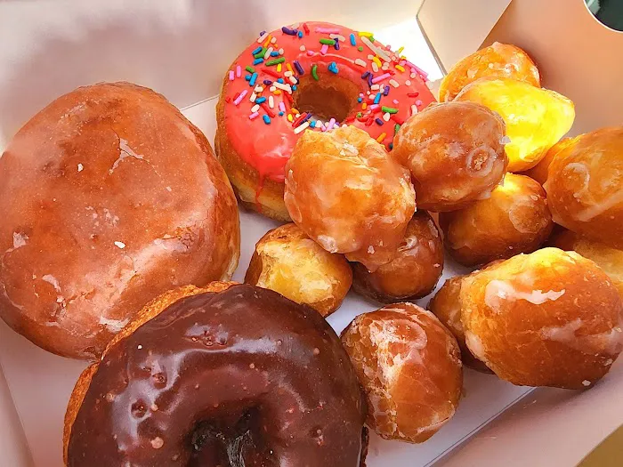 Ocean Springs Donuts Picture 8