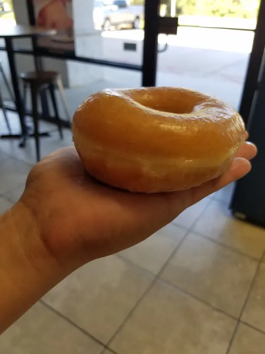 Simply Donuts Picture 9