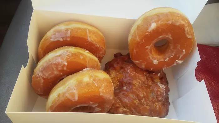 Simply Donuts Picture 7