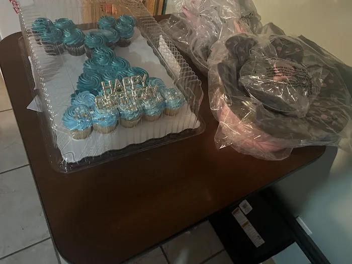 Walmart Bakery Picture 1