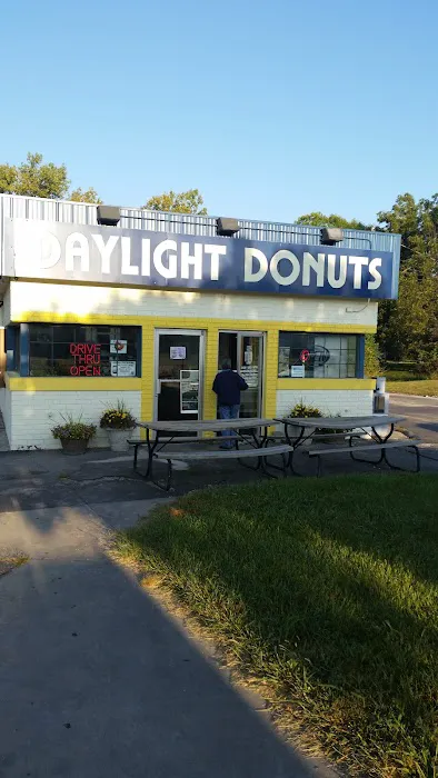 Daylight Donuts Picture 3