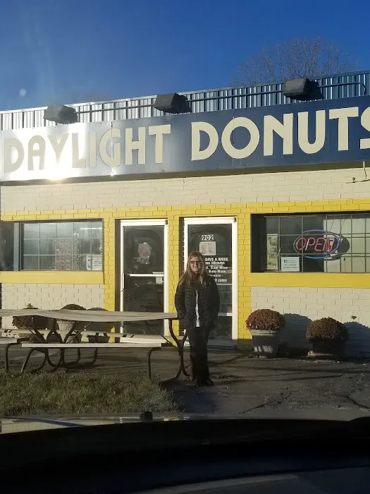 Daylight Donuts Picture 9