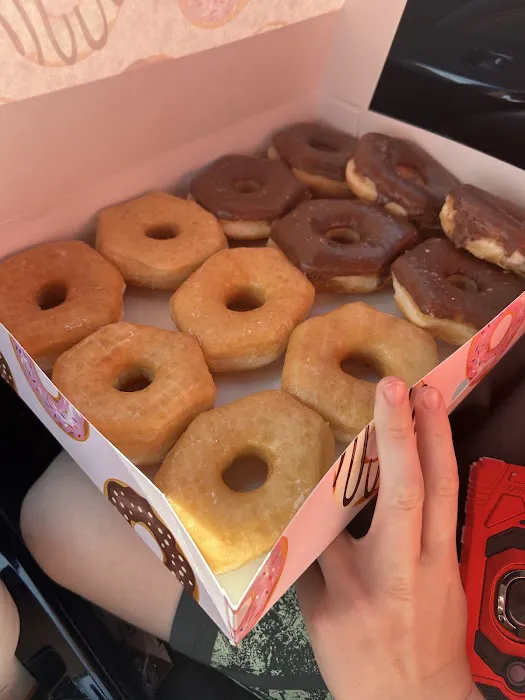 Daylight Donuts Picture 6