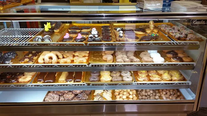 Horseshoe Donuts Picture 7