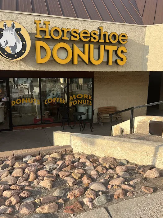 Horseshoe Donuts Picture 10