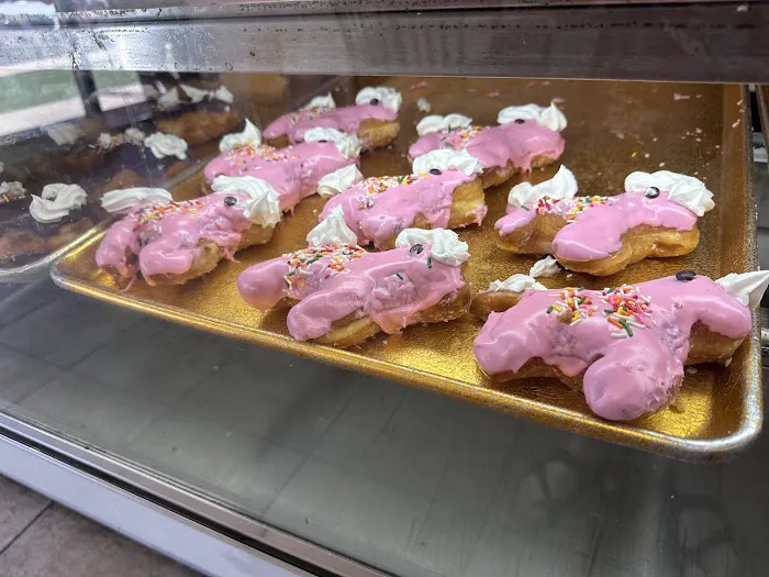 Horseshoe Donuts Picture 2