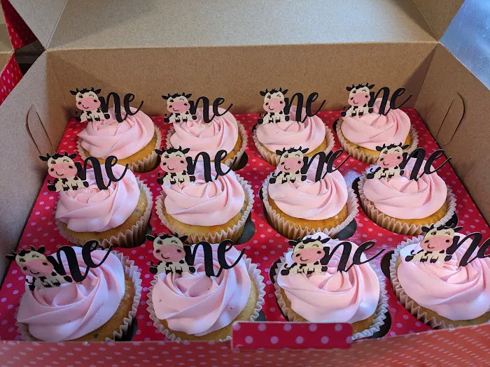 Smallcakes Chesterfield: A Cupcakery and Creamery St. Louis Picture 1