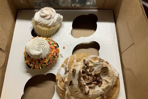 Fantastic Cakes and Where to Buy Them
